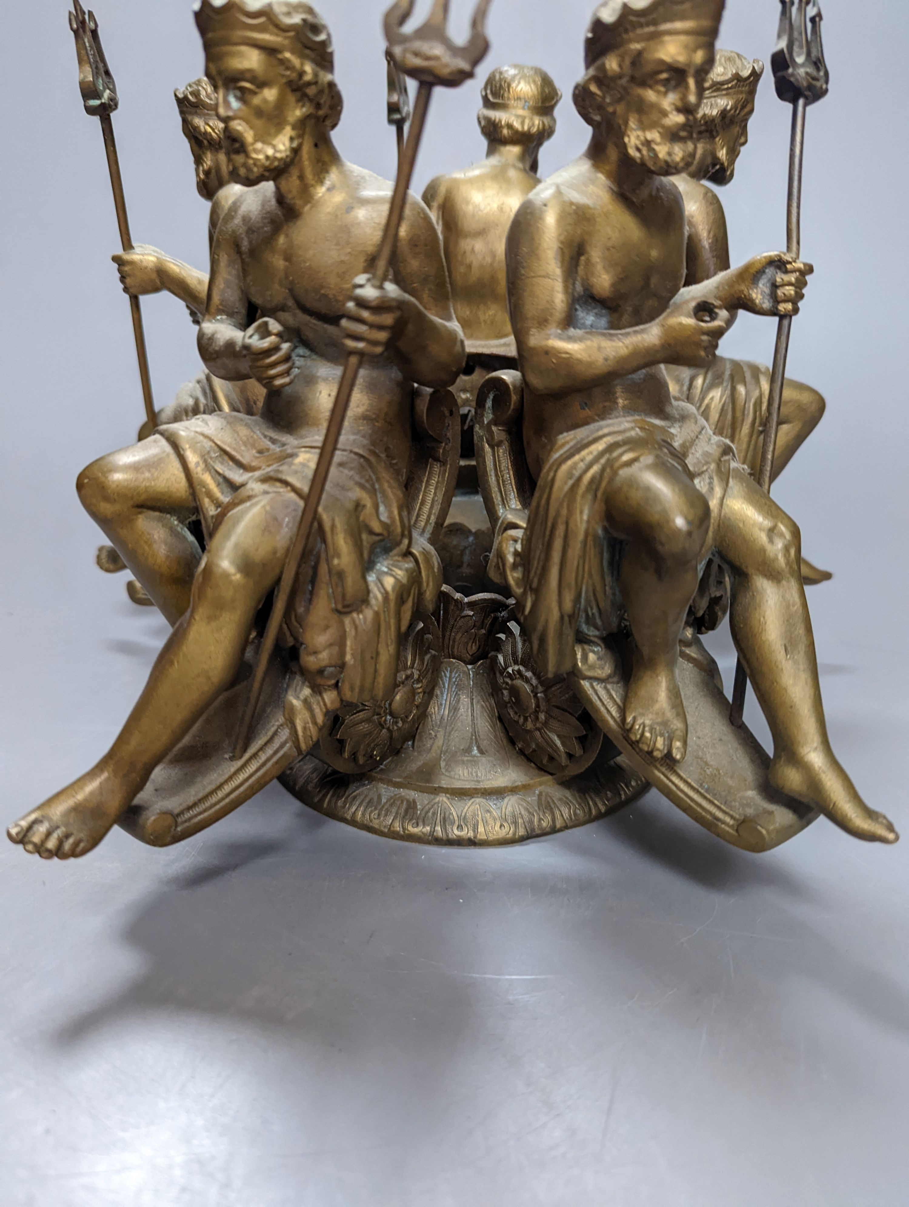 A cast bronze Neptune centrepiece, 20cm